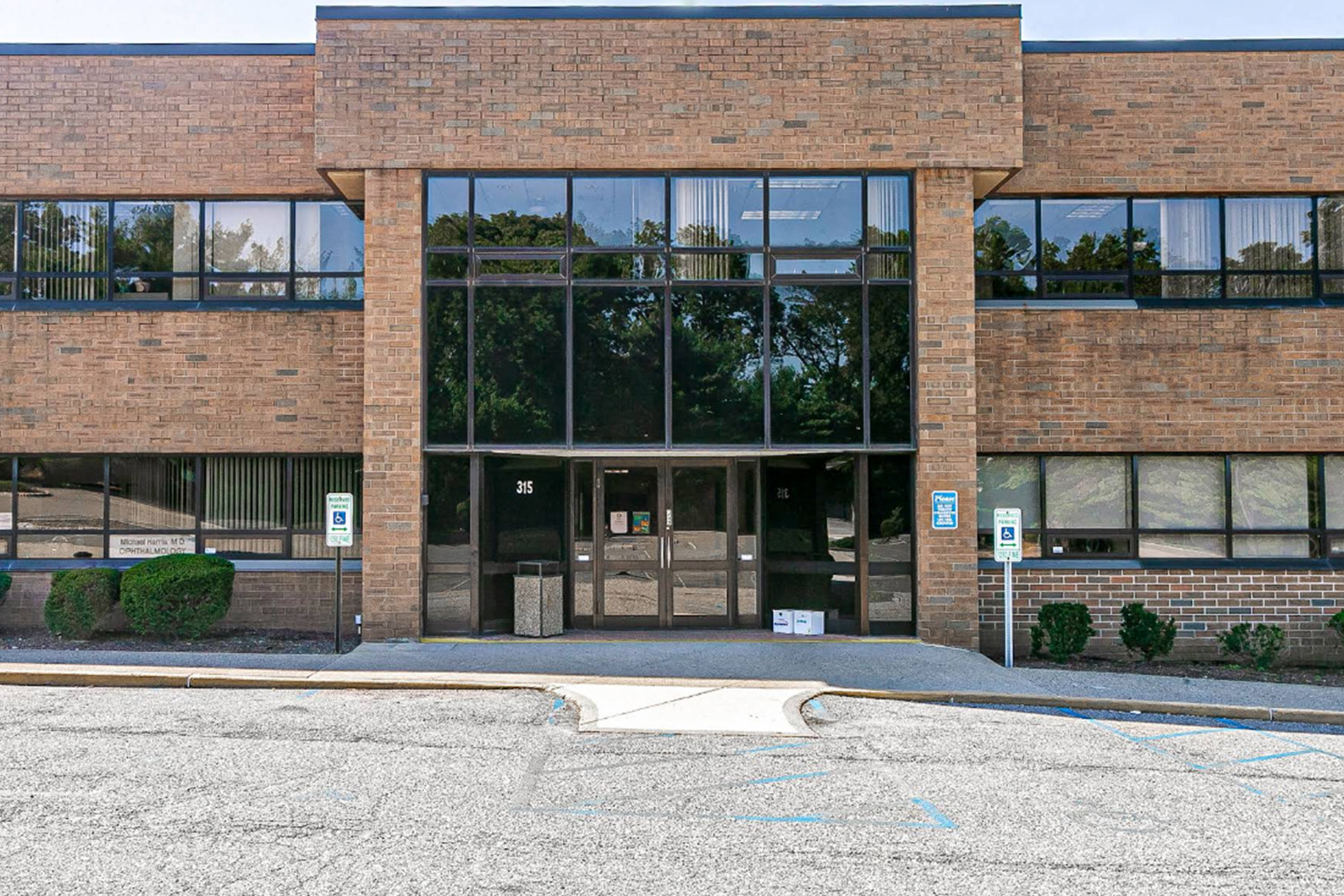 A R Periodontics, PC